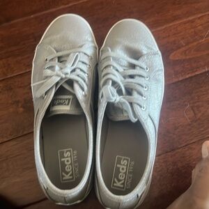 Silver keds sneakers